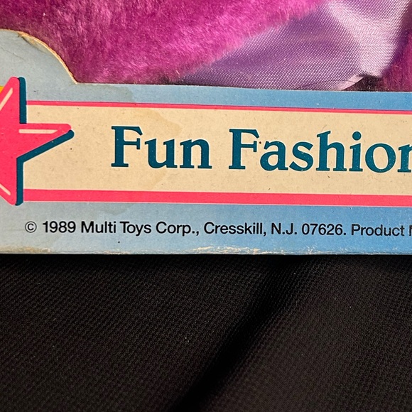 LITTLE STARLET VTG 80s New in box Dress up cape. Dated 1989. Box is damaged - Picture 5 of 9